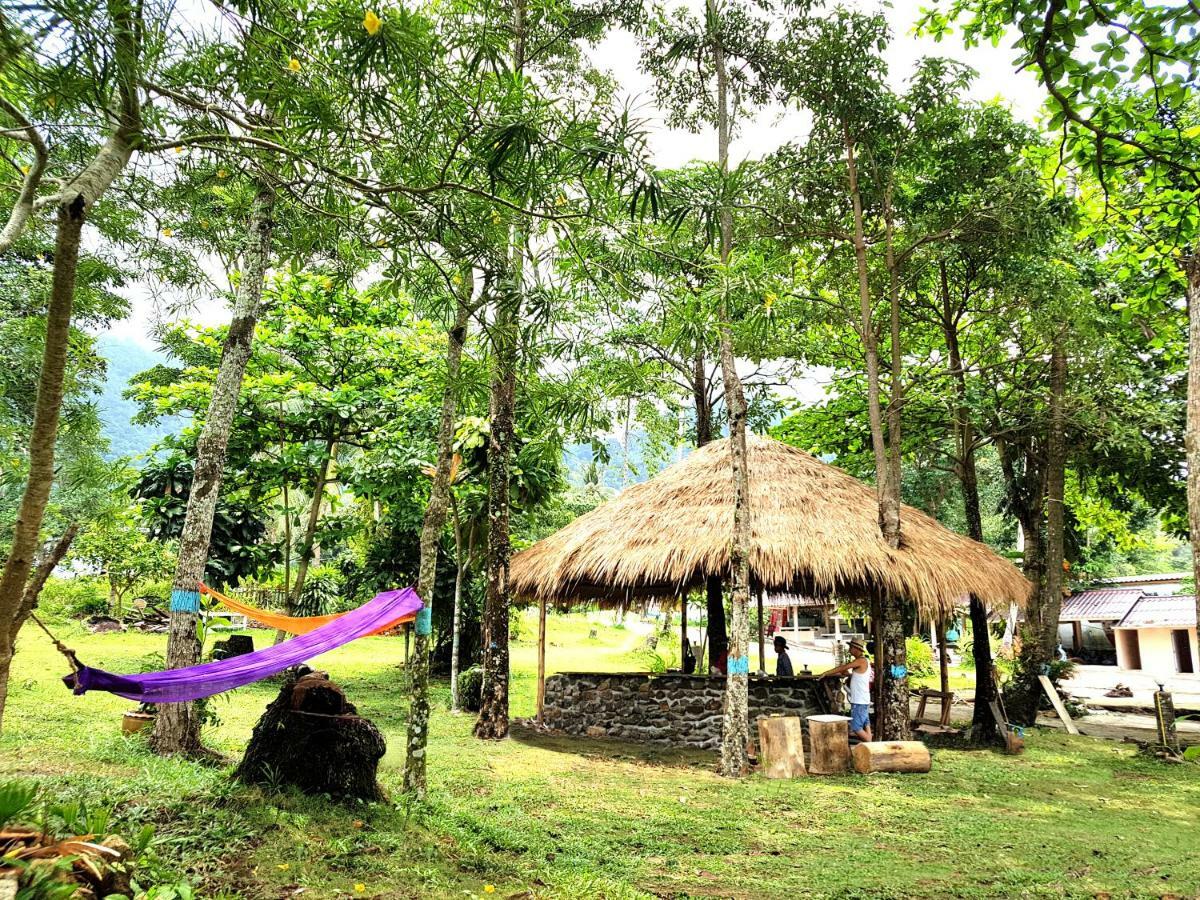 ホテル ฺbay Yard Hut チャン島 エクステリア 写真
